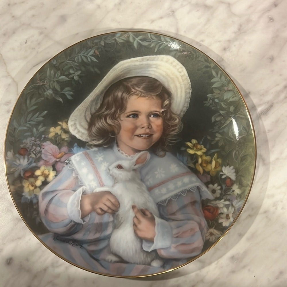 Vintage -The Reco Collection Plate “Easter Morning”‎ April By Sandra Kuck